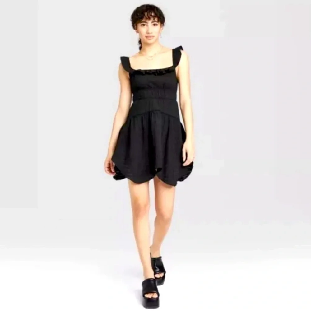 bridesmaid dress deals Samantha Ready To Ship Bridesmaids Size:Standard Cross Back - 34”L x 30”W sparkle and effortlessly stunning MS. GODET ASYMMETRIC BLACK